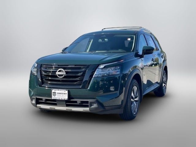 2022 Nissan Pathfinder SL