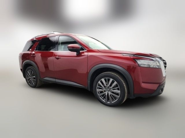 2022 Nissan Pathfinder SL