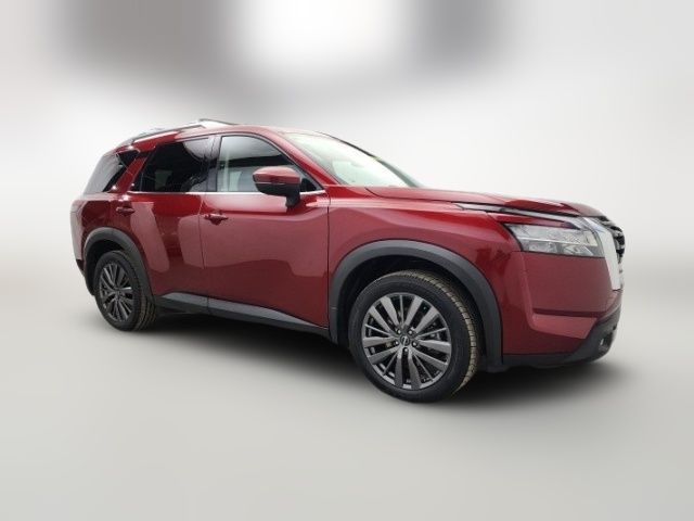 2022 Nissan Pathfinder SL