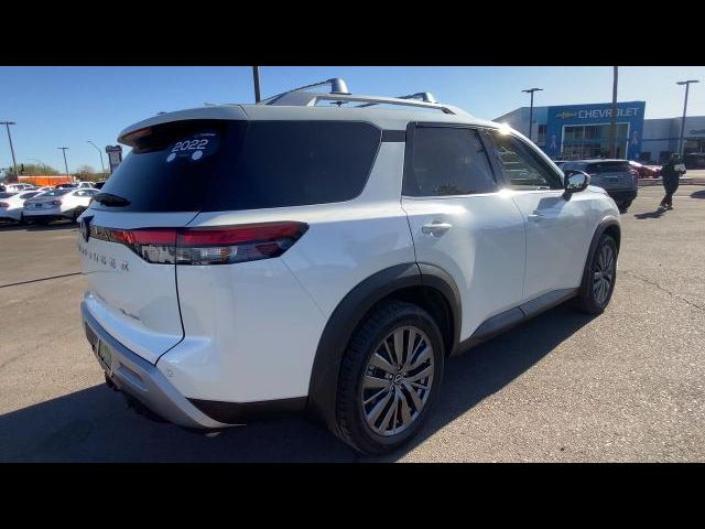 2022 Nissan Pathfinder SL