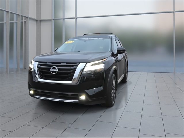 2022 Nissan Pathfinder SL