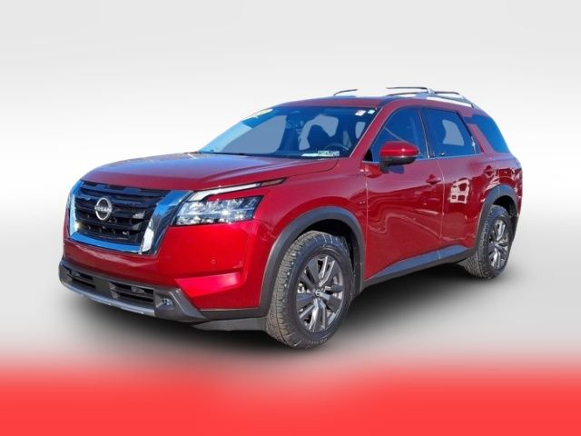 2022 Nissan Pathfinder SL