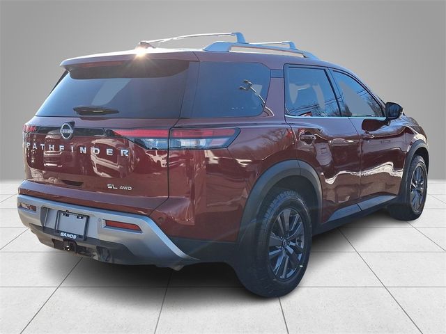 2022 Nissan Pathfinder SL