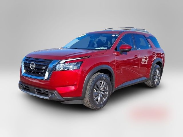 2022 Nissan Pathfinder SL