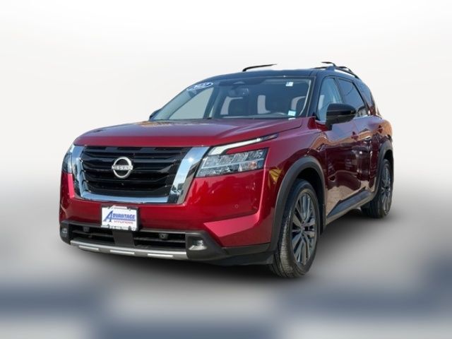 2022 Nissan Pathfinder SL