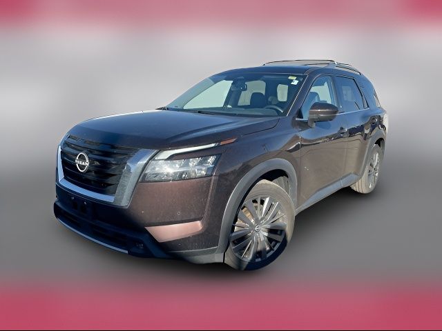 2022 Nissan Pathfinder SL