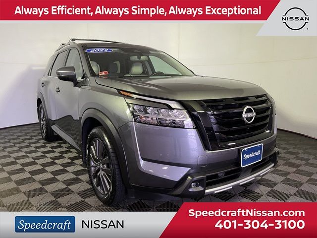 2022 Nissan Pathfinder SL