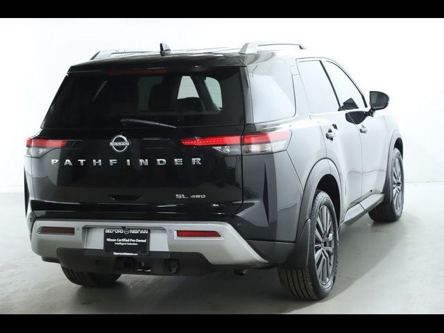 2022 Nissan Pathfinder SL