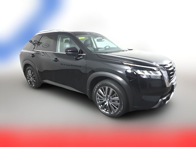 2022 Nissan Pathfinder SL