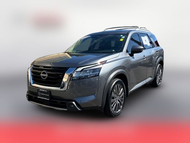 2022 Nissan Pathfinder SL