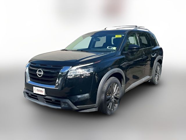 2022 Nissan Pathfinder SL