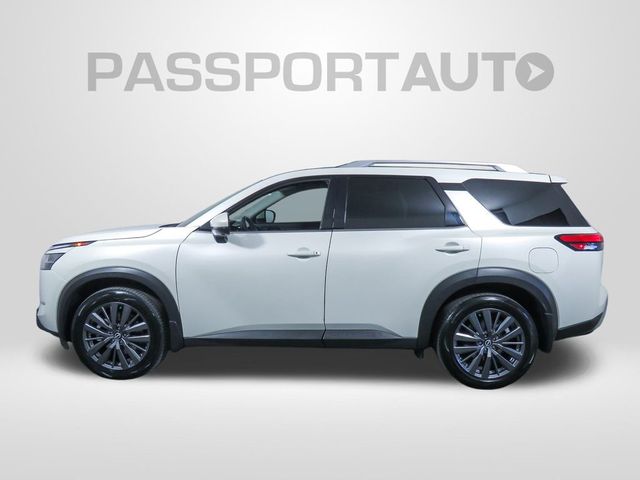 2022 Nissan Pathfinder SL