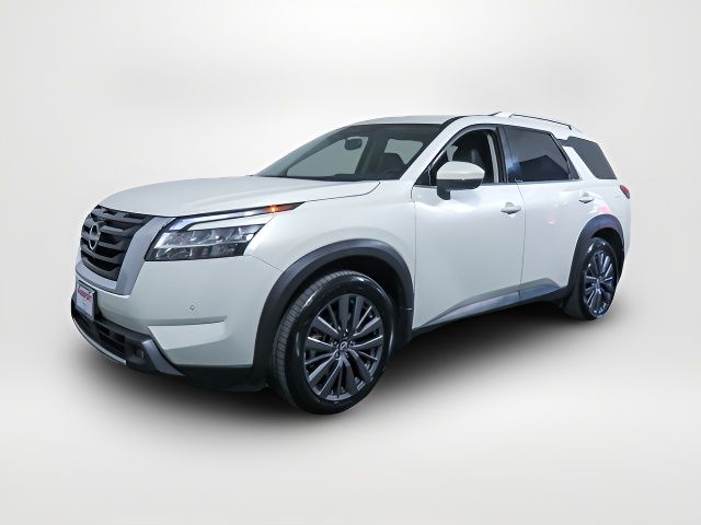 2022 Nissan Pathfinder SL