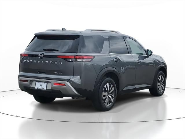2022 Nissan Pathfinder SL