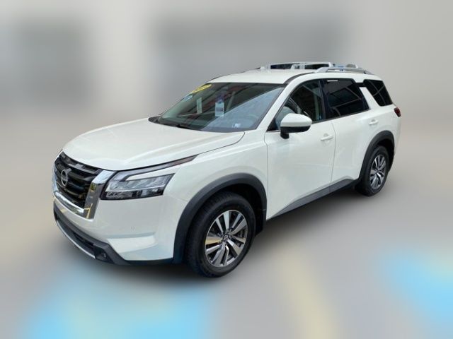 2022 Nissan Pathfinder SL