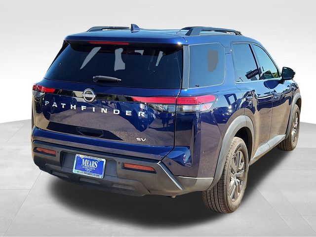 2022 Nissan Pathfinder SV