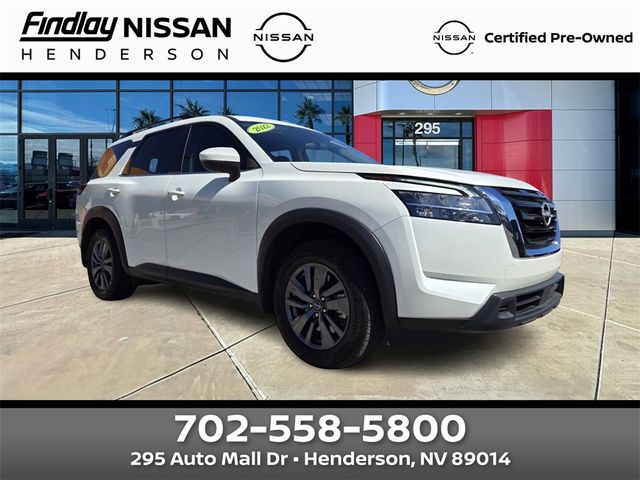 2022 Nissan Pathfinder SV