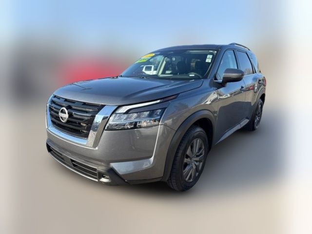 2022 Nissan Pathfinder SV