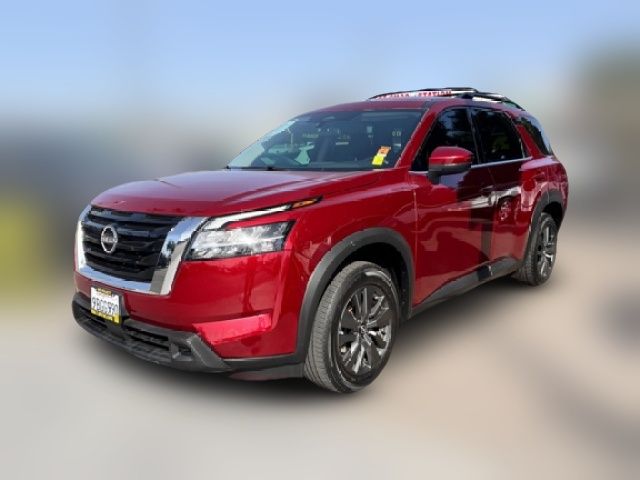 2022 Nissan Pathfinder SV