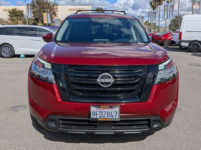 2022 Nissan Pathfinder SV