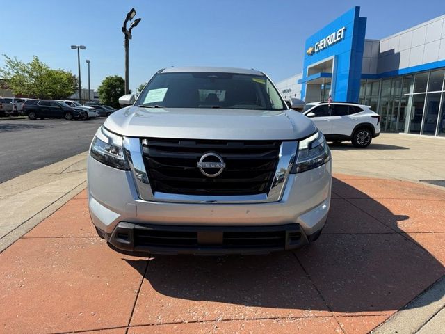 2022 Nissan Pathfinder SV