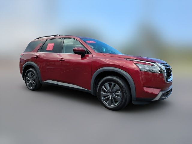 2022 Nissan Pathfinder SV