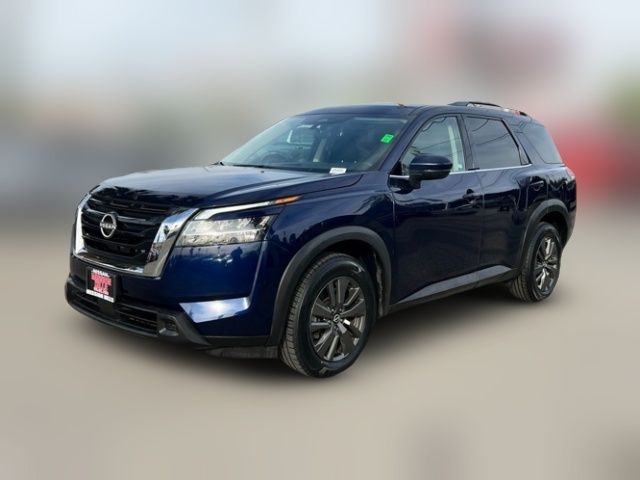 2022 Nissan Pathfinder SV