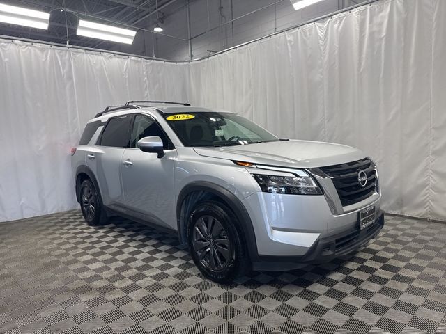 2022 Nissan Pathfinder SV