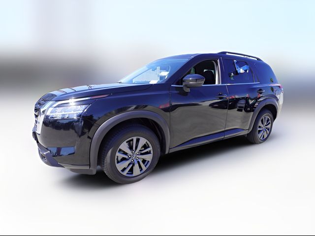 2022 Nissan Pathfinder SV