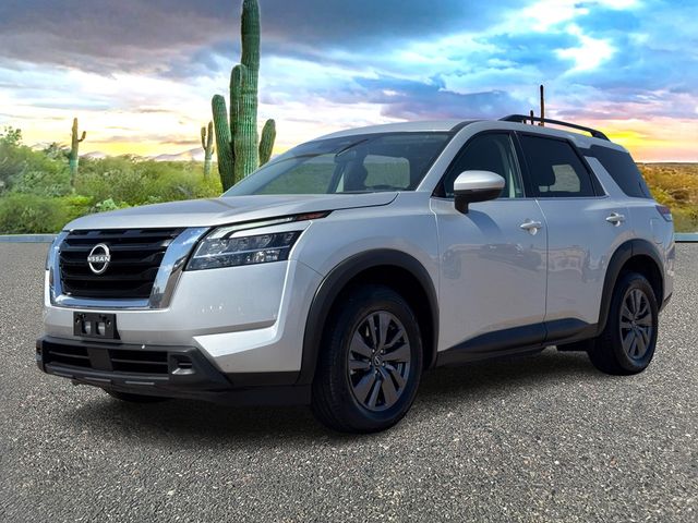 2022 Nissan Pathfinder SV