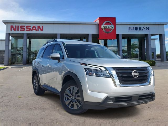 2022 Nissan Pathfinder SV