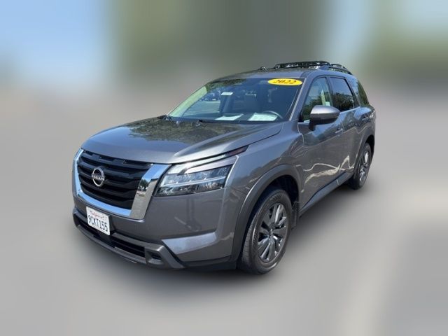2022 Nissan Pathfinder SV