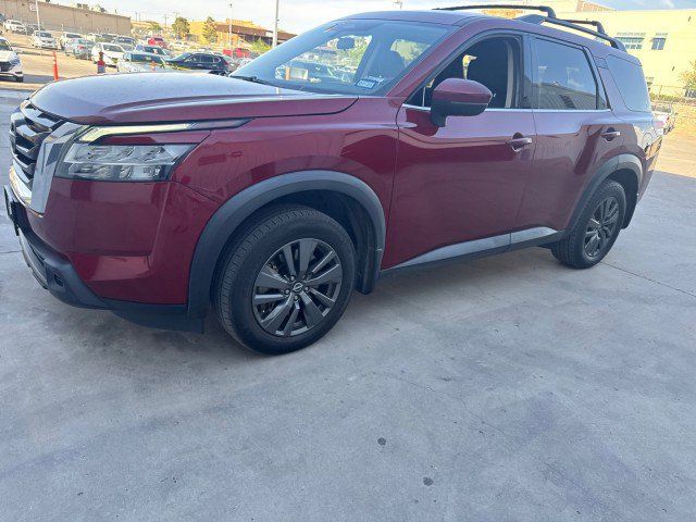 2022 Nissan Pathfinder SV