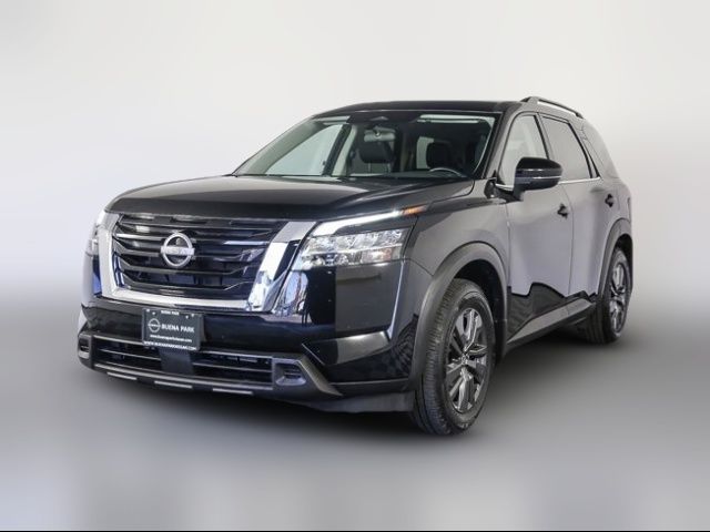 2022 Nissan Pathfinder SV