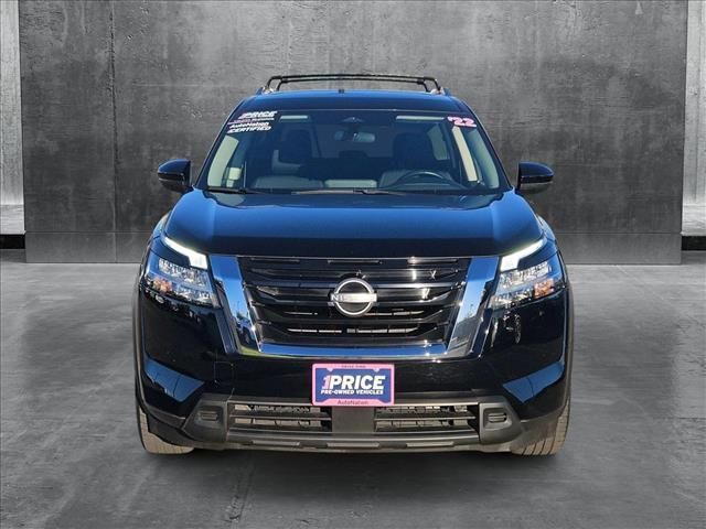 2022 Nissan Pathfinder SV