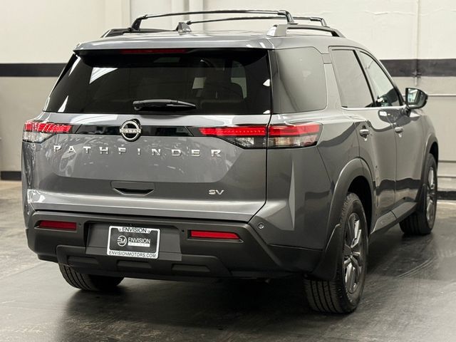 2022 Nissan Pathfinder SV