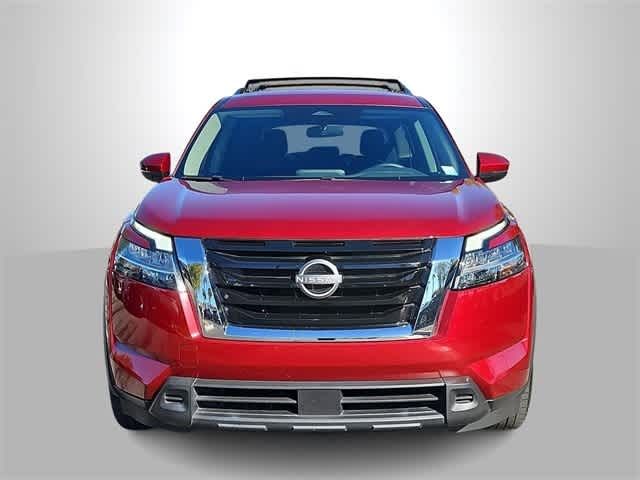 2022 Nissan Pathfinder SV