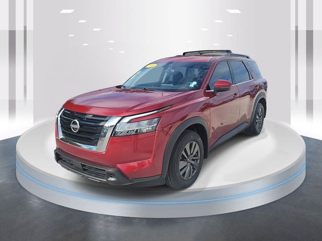 2022 Nissan Pathfinder SV