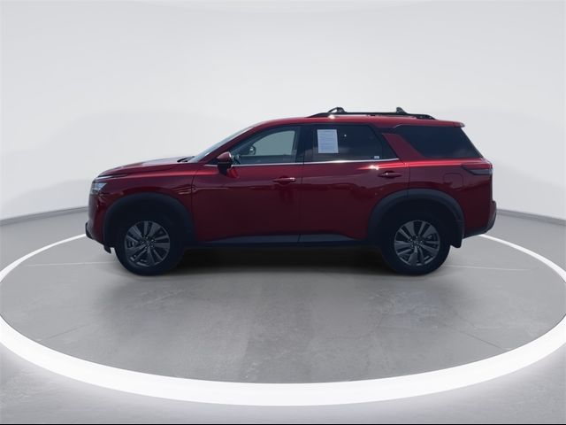 2022 Nissan Pathfinder SV