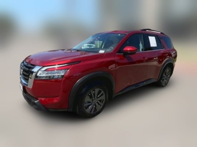 2022 Nissan Pathfinder SV