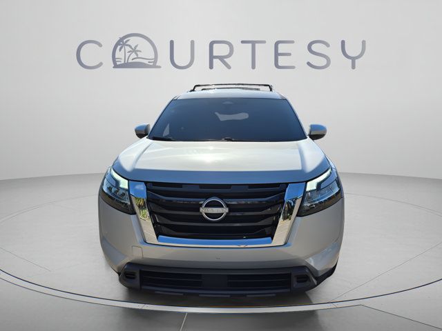 2022 Nissan Pathfinder SV