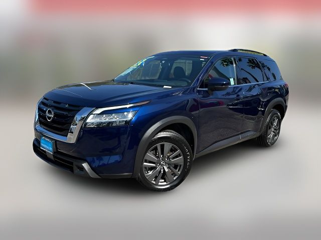 2022 Nissan Pathfinder SV