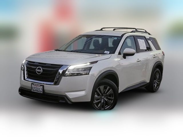 2022 Nissan Pathfinder SV