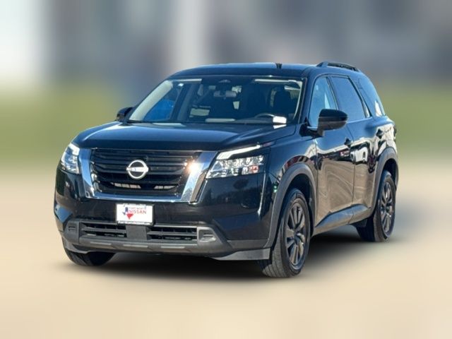 2022 Nissan Pathfinder SV