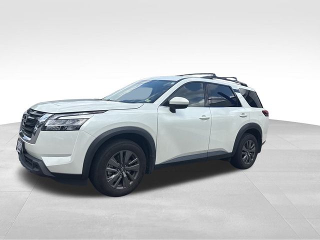 2022 Nissan Pathfinder SV