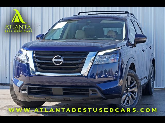 2022 Nissan Pathfinder SV