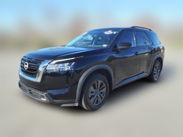 2022 Nissan Pathfinder SV