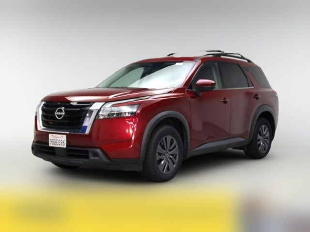 2022 Nissan Pathfinder SV