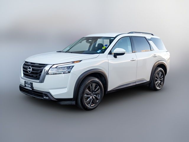 2022 Nissan Pathfinder SV