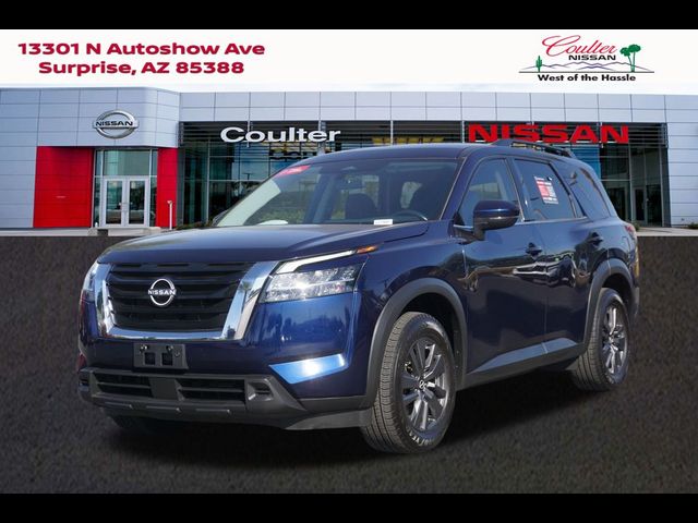 2022 Nissan Pathfinder SV